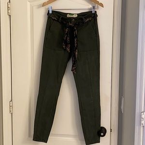 Anthropologie skinny cargo fit pant size 26